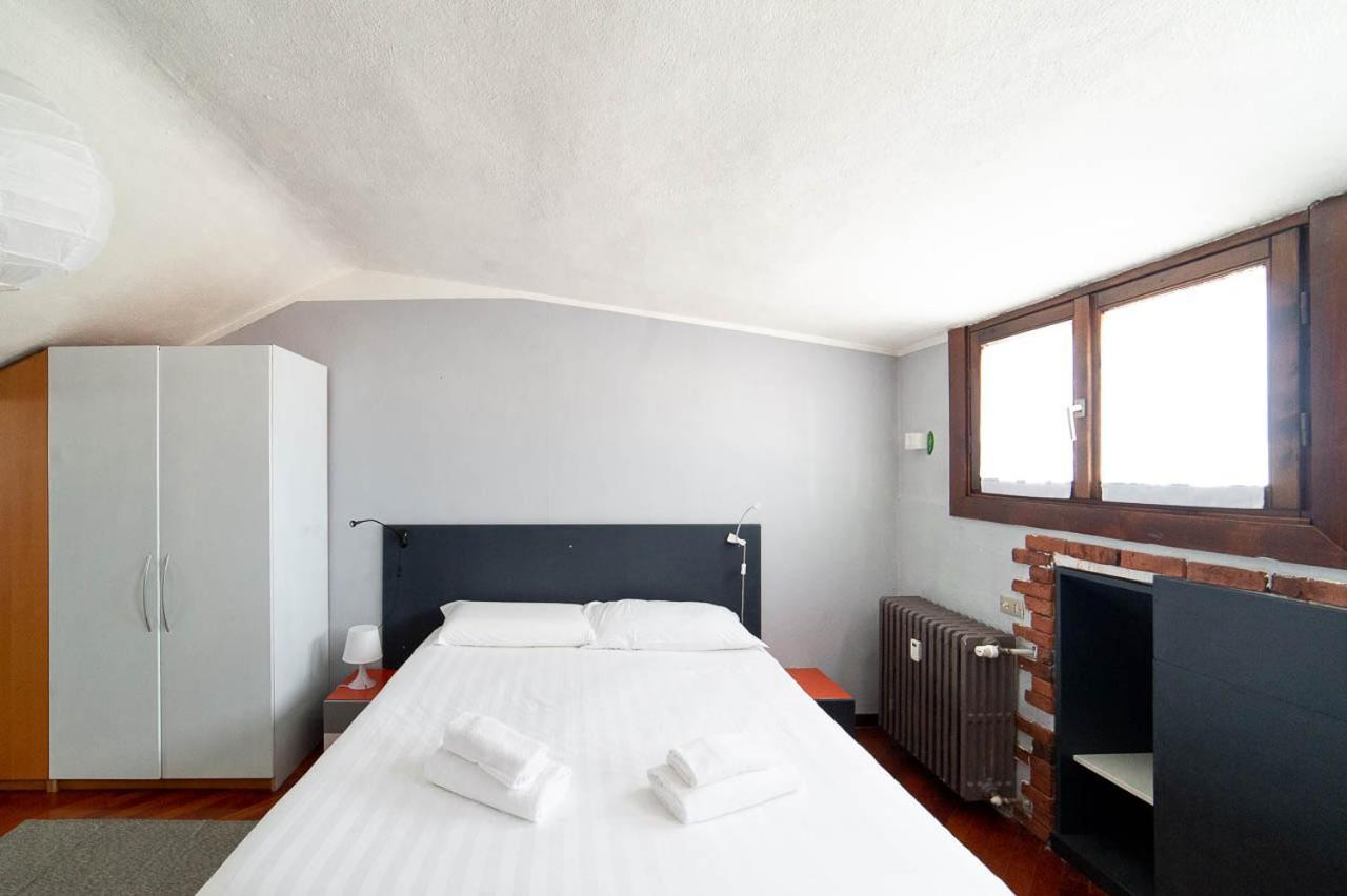 Hbhall Residenze Darsena Milano Exteriör bild
