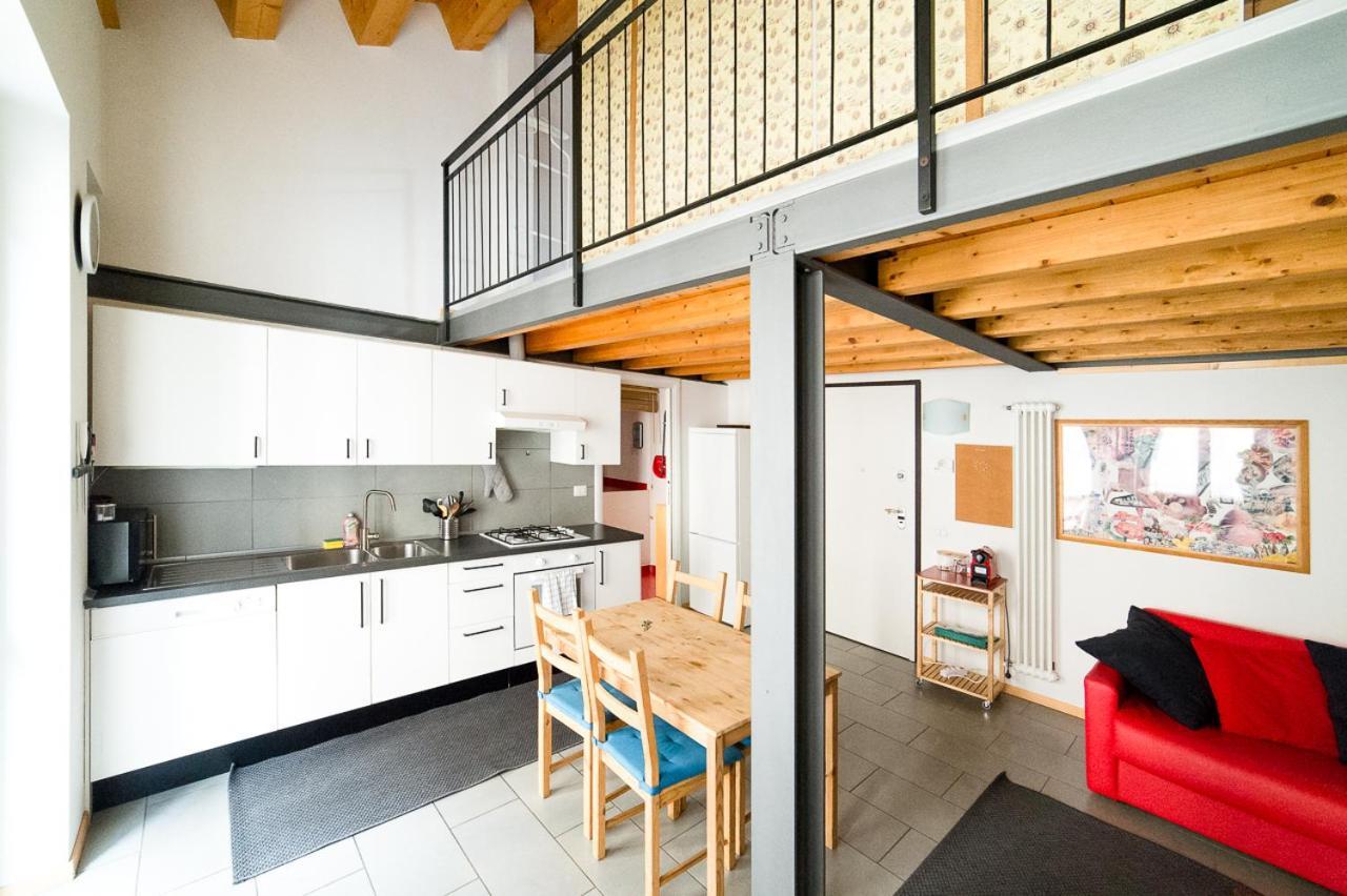 Hbhall Residenze Darsena Milano Exteriör bild